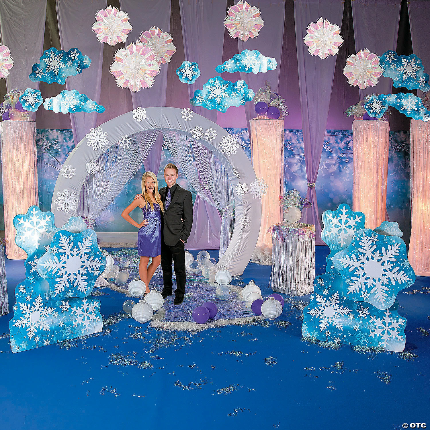 Budget π Snowflake Cardboard Stand-Up π₯° - Image 2